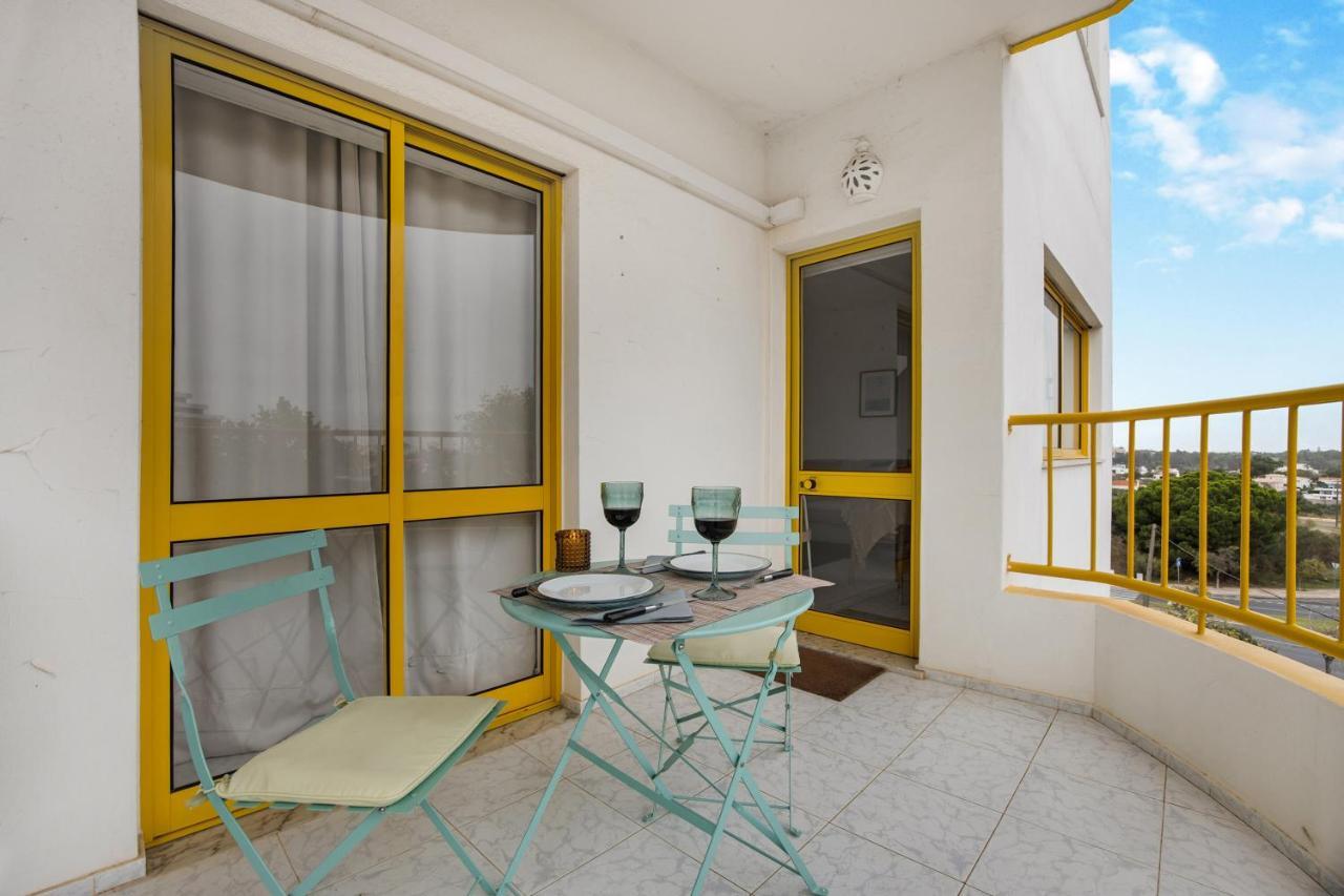 Casa Gaivota Apartment Портиман Екстериор снимка